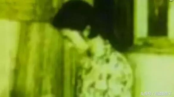 988年4月20日姻缘,1945年4月20日通过"