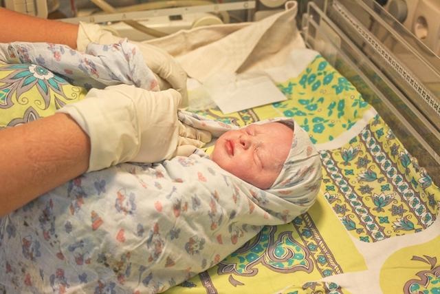 剖腹产要不要挑时辰，剖腹产选时辰有用吗