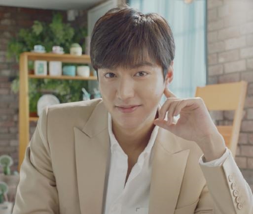 5年的男兔今年桃花运,75年属兔男最终和谁在一起"