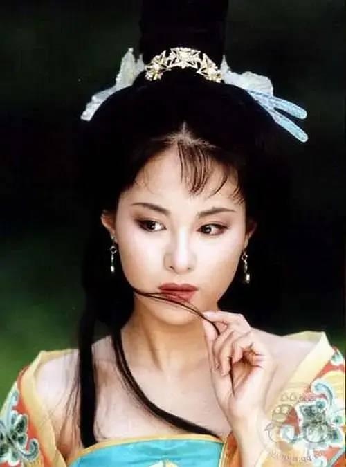 996年农历正月二十二女命，农历1996年是什么命"