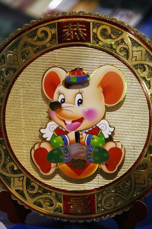 老鼠跟什么属相最冲，老鼠跟什么生肖合得来