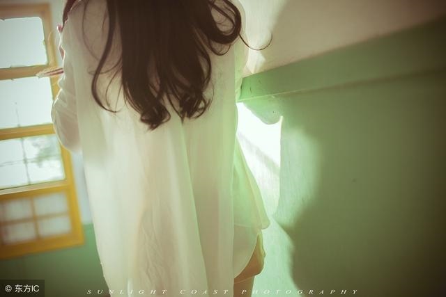 双子掩饰暗恋的表现,双子女被撩到的特征