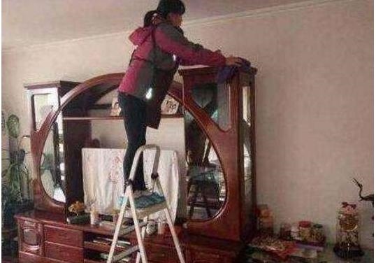 属鼠初九那天和什么属相相克,十二生肖排序表图片2022