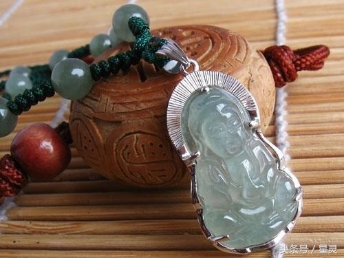 属鸡的和什么属相合，属鸡2022 年运势及运程