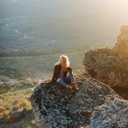 属鼠女不爱你的表现，属鼠女命中注定要嫁的生肖男