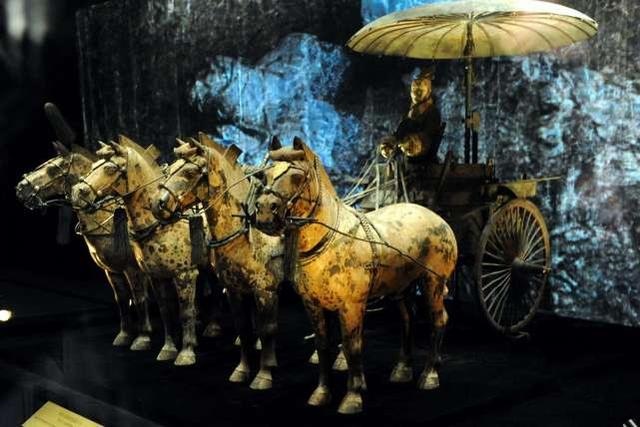 7年属鸡女死于哪年,57年属鸡女一辈子命运"