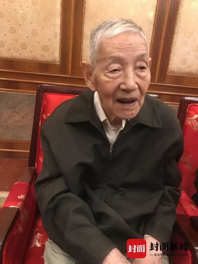 晚上11点56分出生，八字测算免费