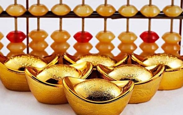 属羊人未来十年贵人，属羊40岁后有十年大运