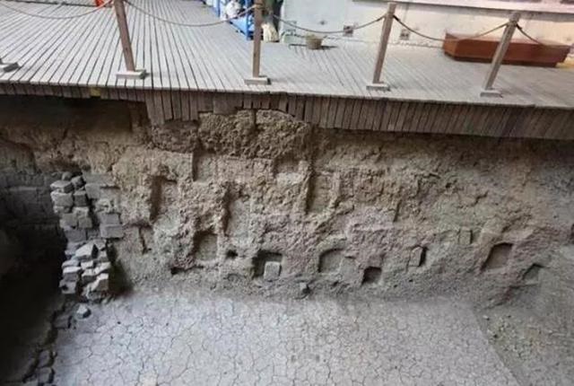 984属鼠女财运方位，84年属鼠人最穷不过36岁"