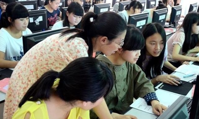 未来五年女孩热门专业，学历低学什么技术最有前景