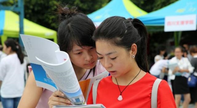未来五年女孩热门专业，学历低学什么技术最有前景