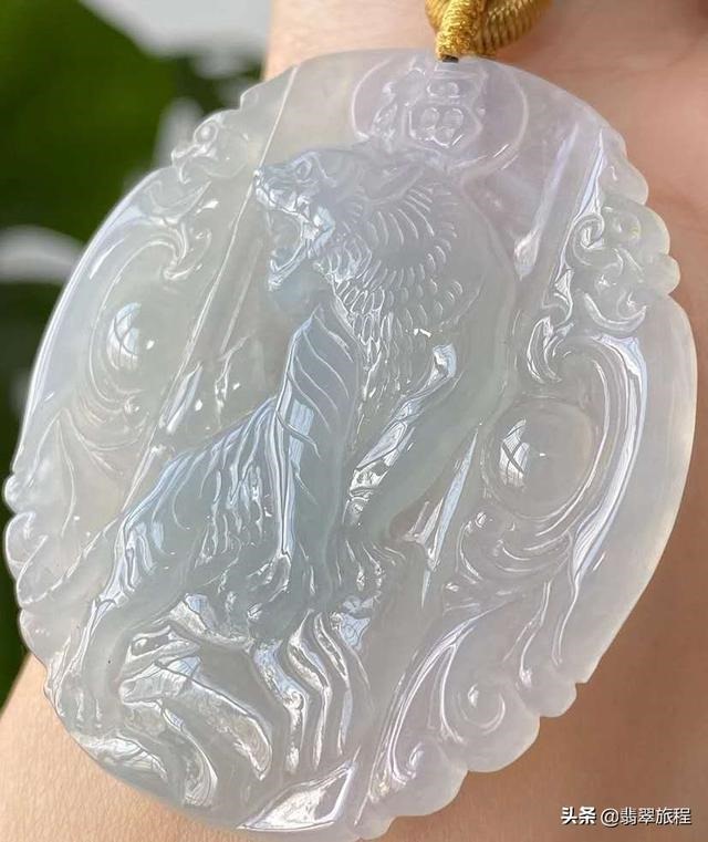 属鼠的人应该佩戴什么，96年属鼠佩戴什么饰品更好