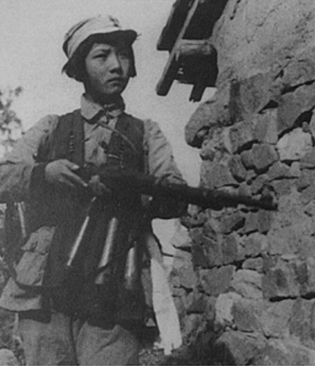 984年出生女是什么命，1984年出生的鼠是什么命"