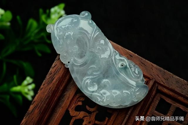 属鼠人能不能佩戴龙牌，龙牌佩戴有什么说法