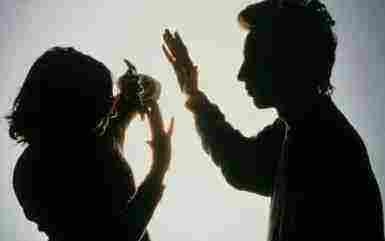 往死里打老婆的生肖男，最不在乎老婆的生肖男