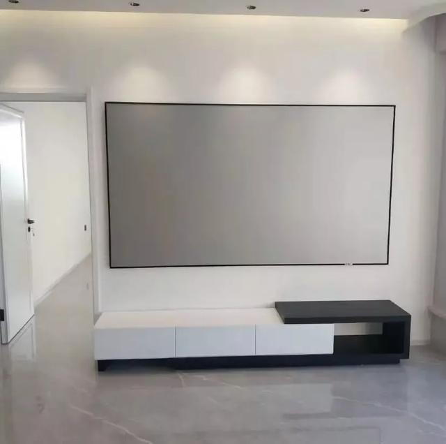 属兔电视背景墙什么更佳，属兔客厅适合挂什么画