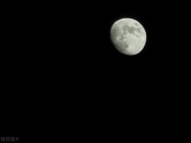 女孩出生农历什么日子好，女孩阴历九月哪天出生好