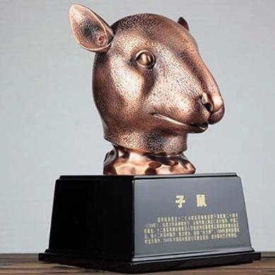 老鼠的死对头是什么生肖，为什么今年属龙的犯小人