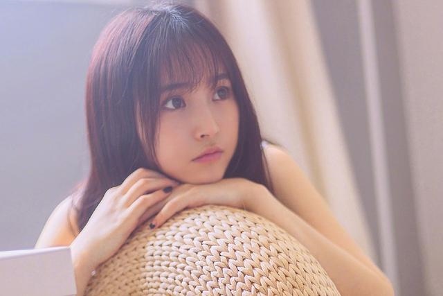 1年鸡2022年下半年运势，81属鸡女什么时候翻身"