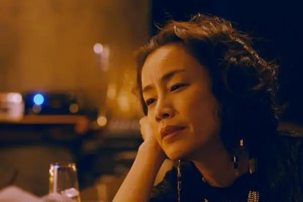 属蛇一生远离这个人，属蛇的四大桃花年