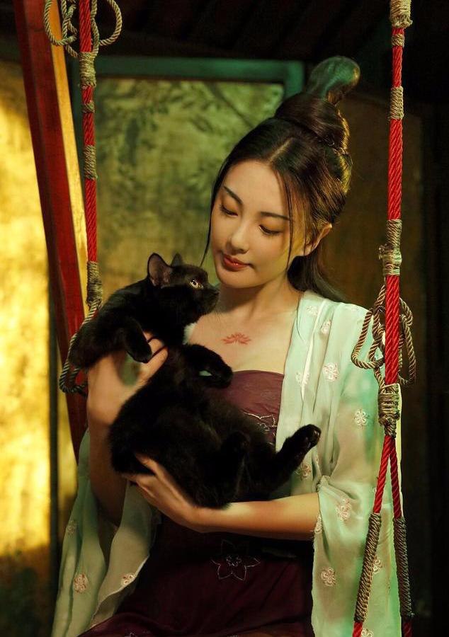 6年虎女一生婚姻状况，1986年属虎35岁后享福"