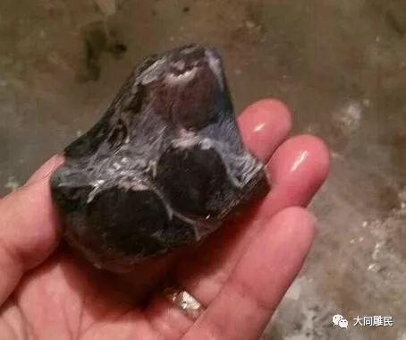 戴玉貔貅吊坠有什么讲究，带玉石貔貅有什么讲究