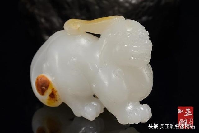 一对貔貅八字的摆放图，一对貔貅的摆放图