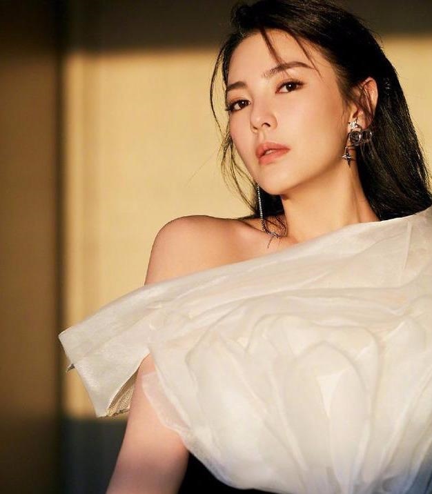 6年虎女一生婚姻状况，1986年属虎35岁后享福"