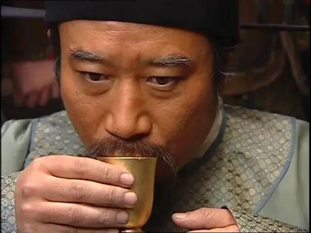 8虎和99兔谁克谁，虎和兔在一起对谁不利"