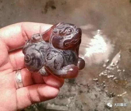 戴玉貔貅吊坠有什么讲究，带玉石貔貅有什么讲究