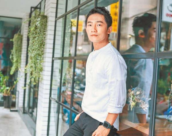 2岁属于哪年出生的，90年出生读研几岁"