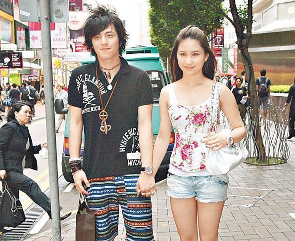 属兔的一生有几个情人，87属兔的一生婚姻