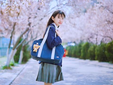 1年属鸡40岁有什么灾难，中国遇到的灾难有哪些"