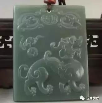 玉貔貅吊坠图片，6种人千万不能戴貔貅