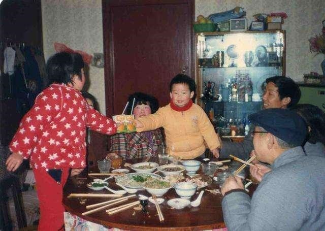 001闰四月出生的女孩子好吗，老人说闰月生的孩子不好"