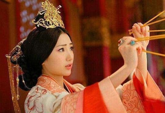 属兔男深爱的女人，87属兔男人喜欢的女人