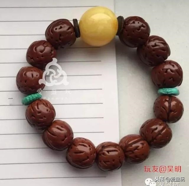 7炉中火命佩戴什么好，属兔36岁本命年很可怕"