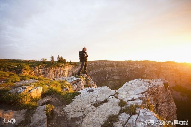 000属龙一生三劫，2000年属龙一生运势"