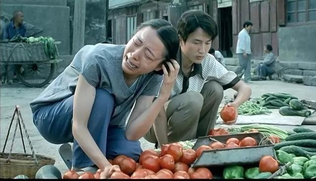 1年属羊女30岁必定离婚，农历几月的羊有福"