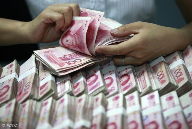 属虎的人明年财运怎么样，86年虎哪年才开始发财