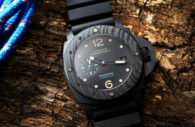 987年属兔戴手表，1987年属兔的适合养什么"