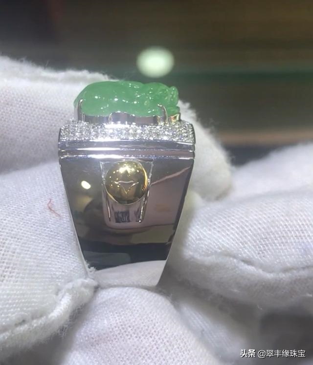 貔貅手链图片男士，貔貅适合什么生肖人戴