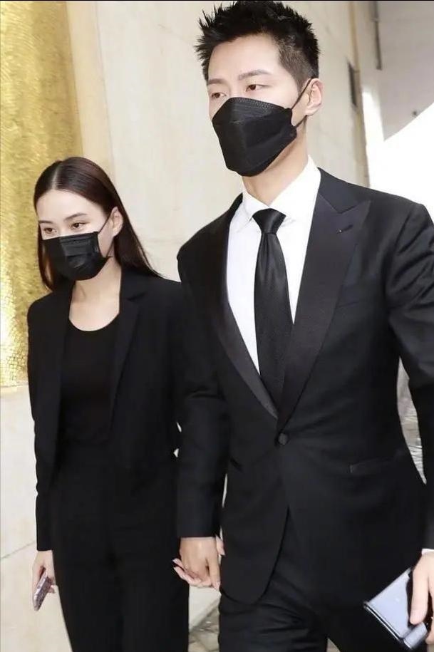 属兔的一生有几个情人，87属兔的一生婚姻