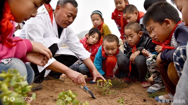 算命先生不给三种人算，算命的不给两种人算