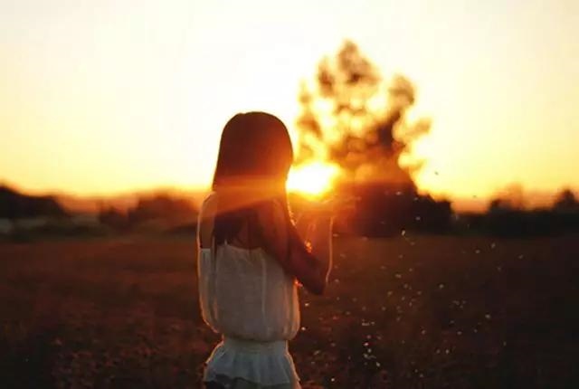 辰时出生的女孩命好吗，几时出生的人克父克母