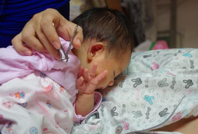 想要鼠年腊月生宝宝几月怀，腊月怀孕容易生女孩吗