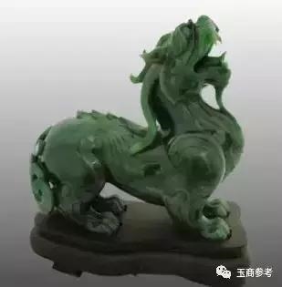 玉貔貅吊坠图片，6种人千万不能戴貔貅