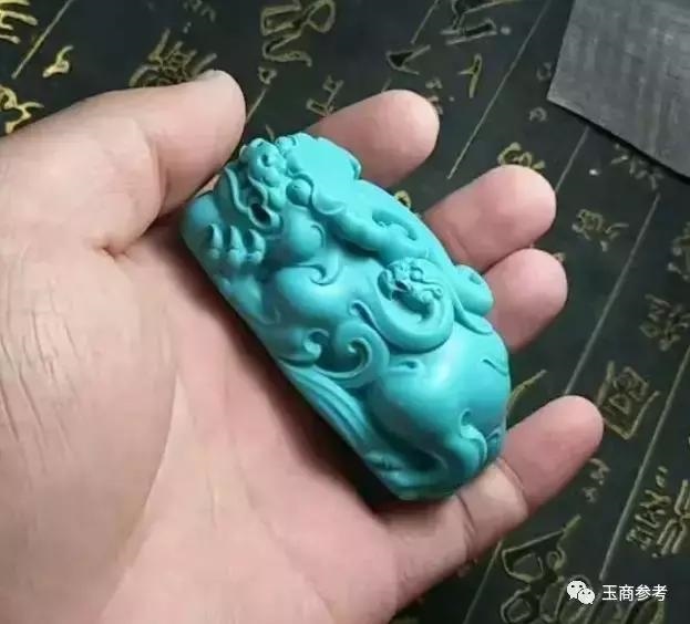 玉貔貅吊坠图片，6种人千万不能戴貔貅