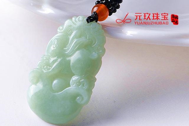 属兔的人适合戴玉嘛，属兔的最忌讳什么物件