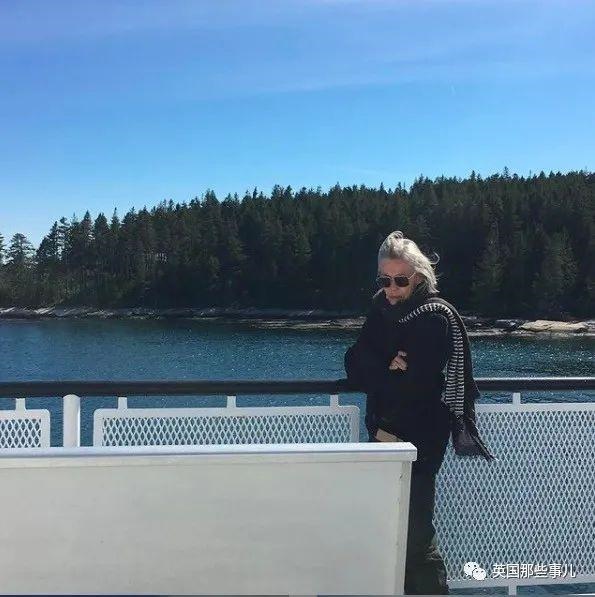 022年兔和牛合拍不,87年属兔34岁2022运势"